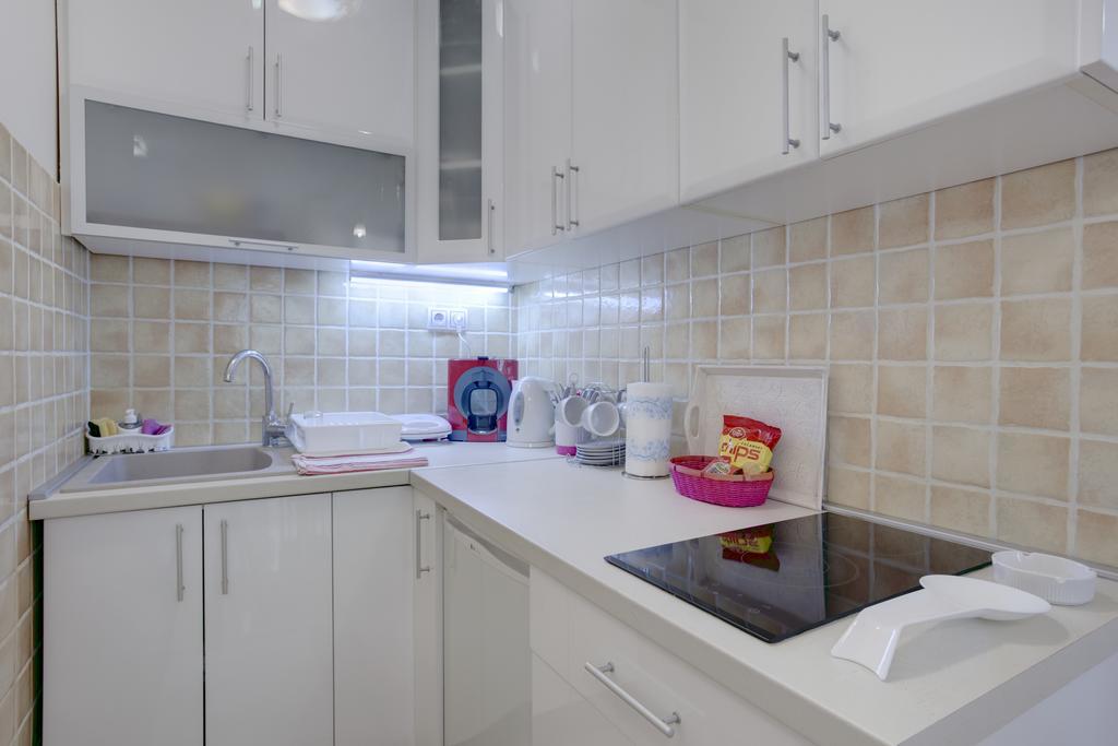 Apartment Biljana Белград Экстерьер фото